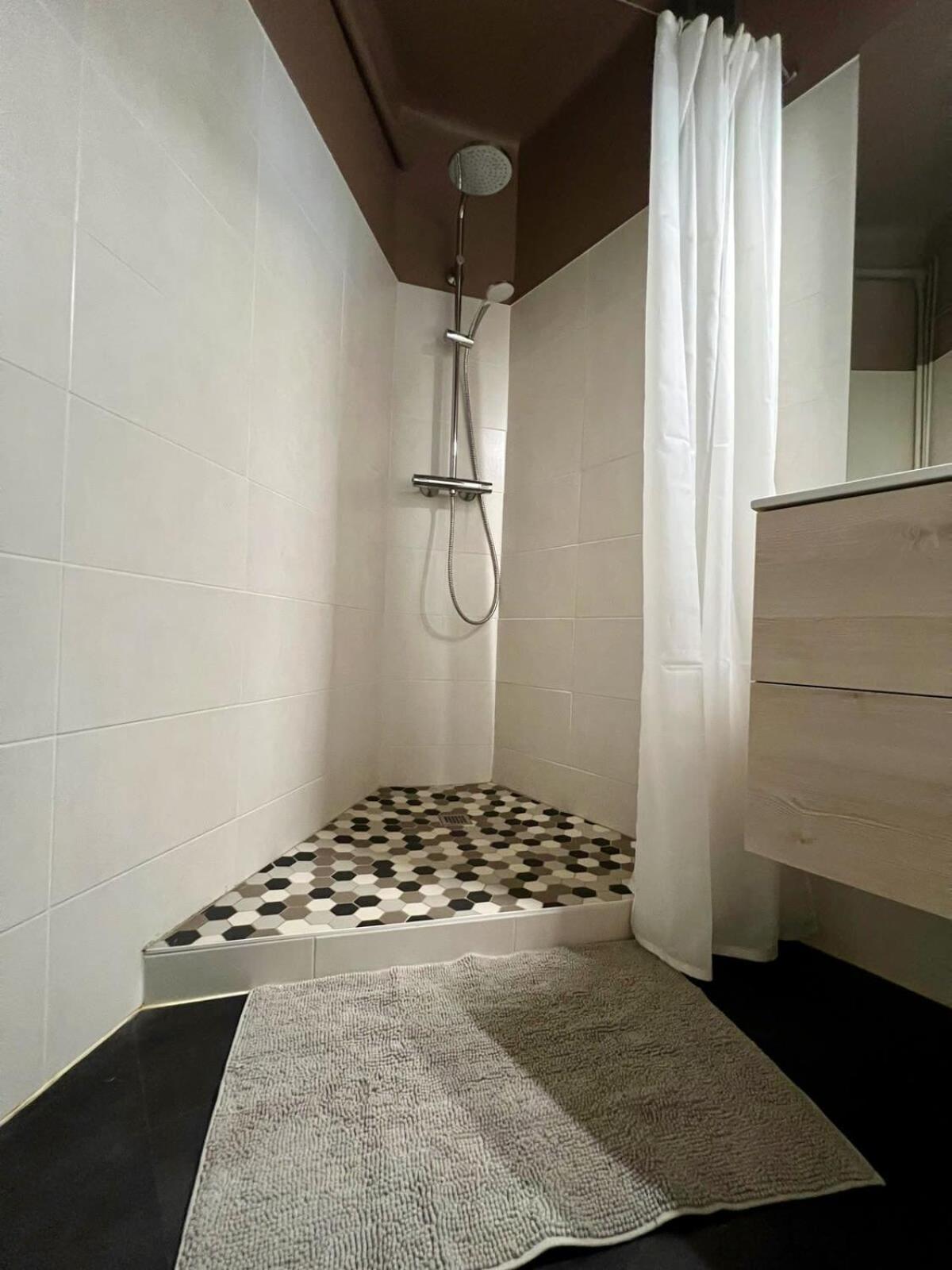 Casa Brune - T3 En Centre Ville - Proche Gare Brive-la-Gaillarde Zewnętrze zdjęcie